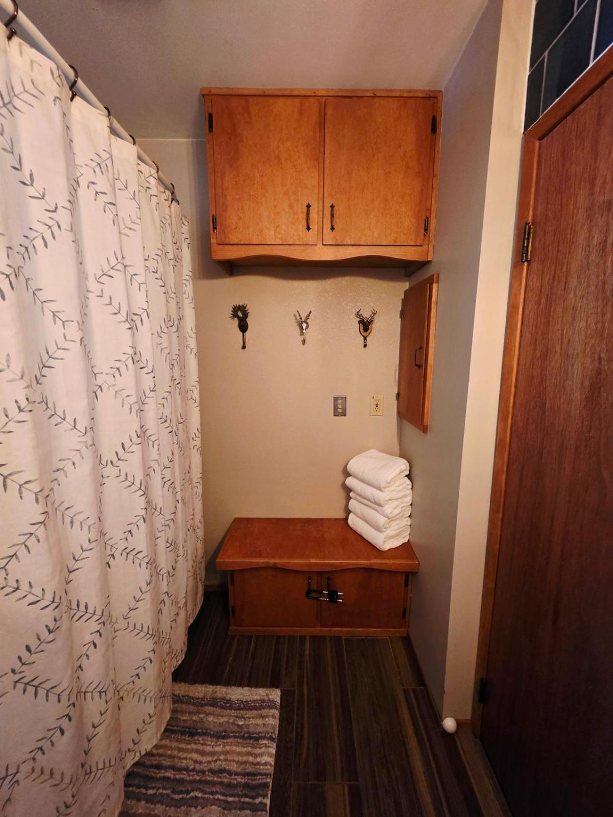 Bear Escapes II Affordable Luxury Cabin Sugarloaf ภายนอก รูปภาพ