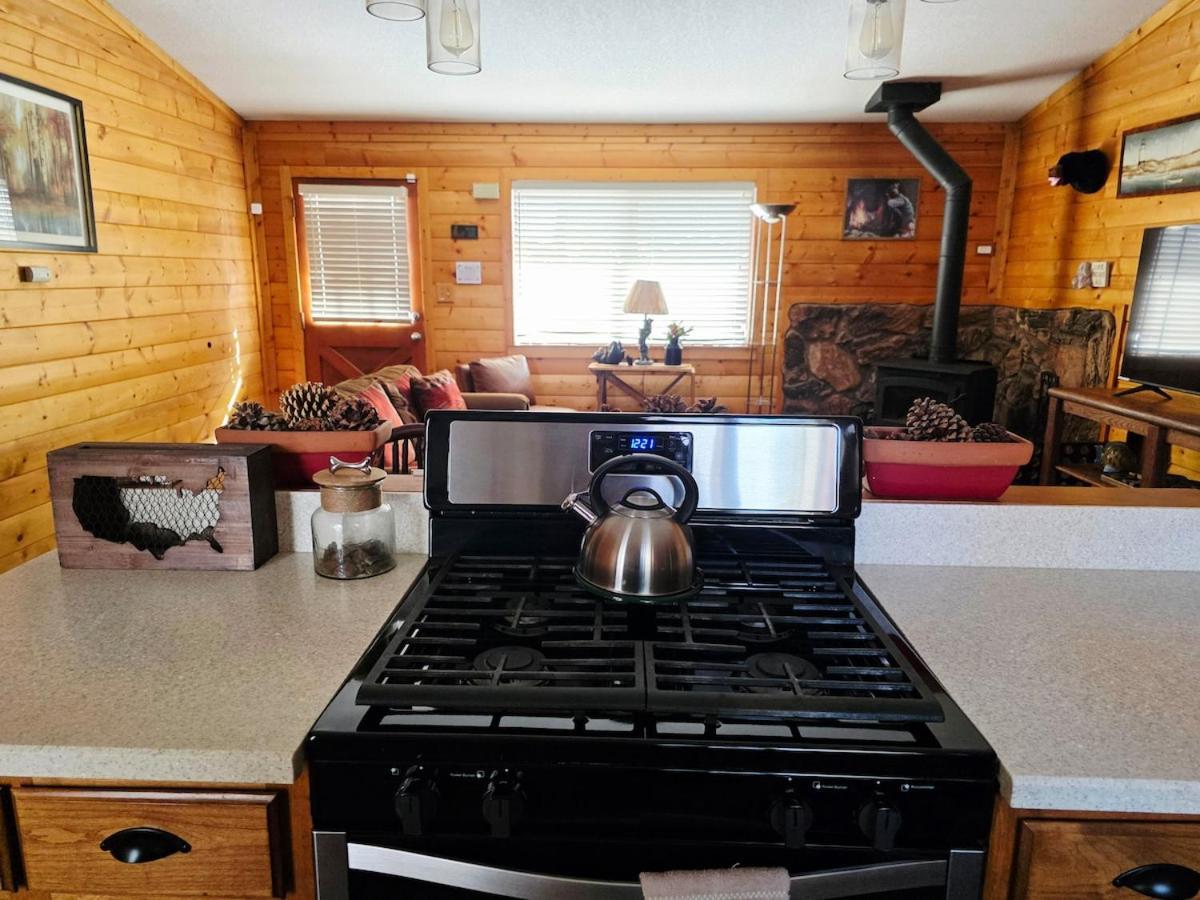 Bear Escapes II Affordable Luxury Cabin Sugarloaf ภายนอก รูปภาพ