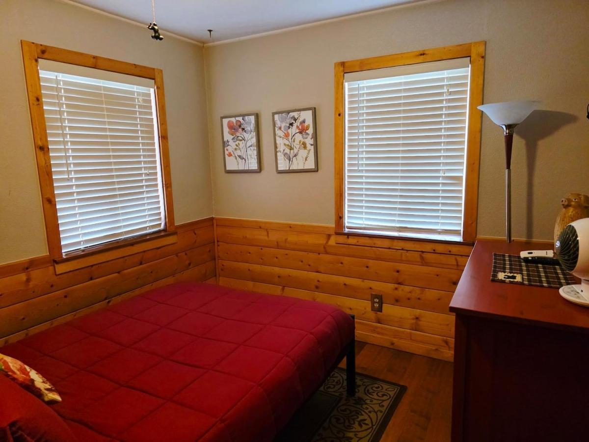 Bear Escapes II Affordable Luxury Cabin Sugarloaf ภายนอก รูปภาพ