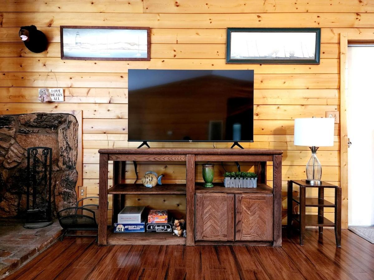 Bear Escapes II Affordable Luxury Cabin Sugarloaf ภายนอก รูปภาพ